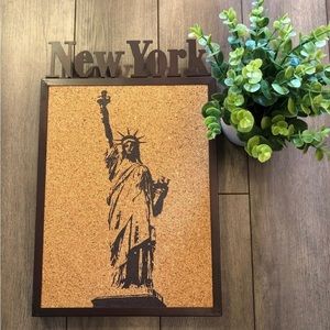 Vintage New York Statue of Liberty Corkboard